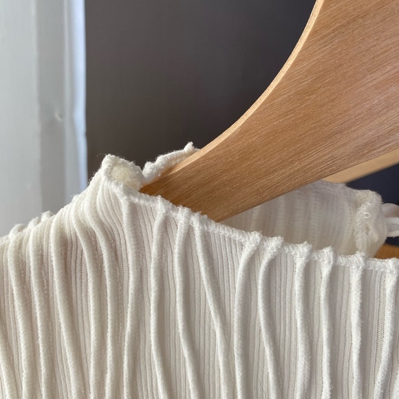 SHEIN DAZY BLOUSE - Picture 6 of 15